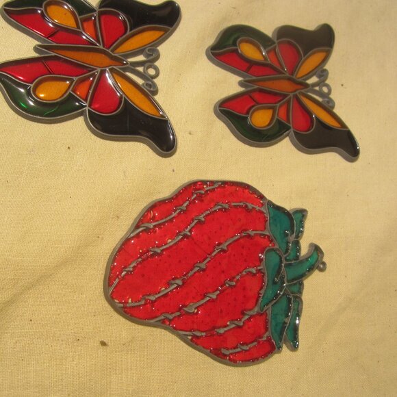 VTG GLASS SUNCATCHERS SET OF 4 - Picture 4 of 4